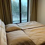 Hruška Apartamento Černý Dŭl