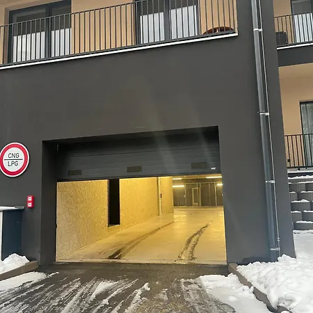 Hruska * Černý Důl